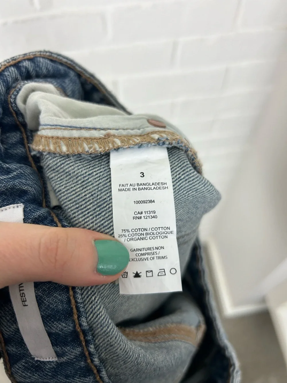 Garage Denim Festival Shorts Size 3/26